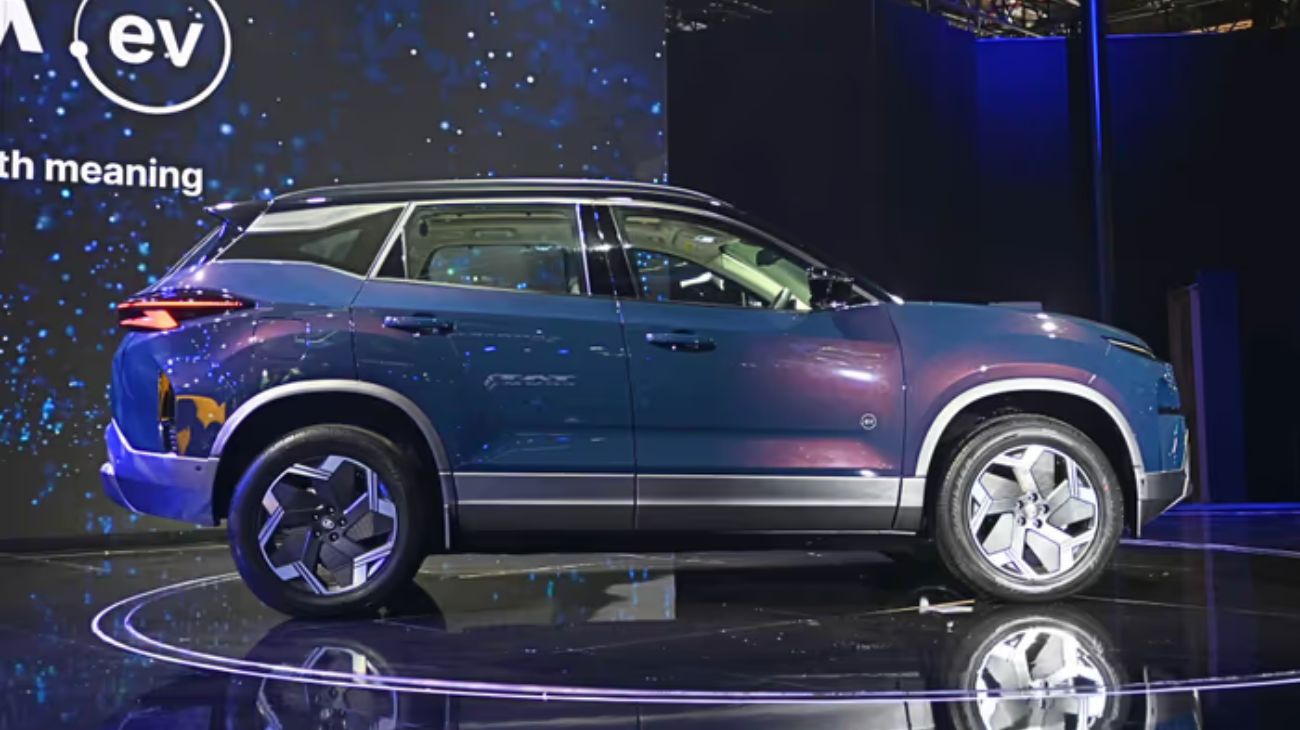 1747652211-tata Harrier Ev Expo Si